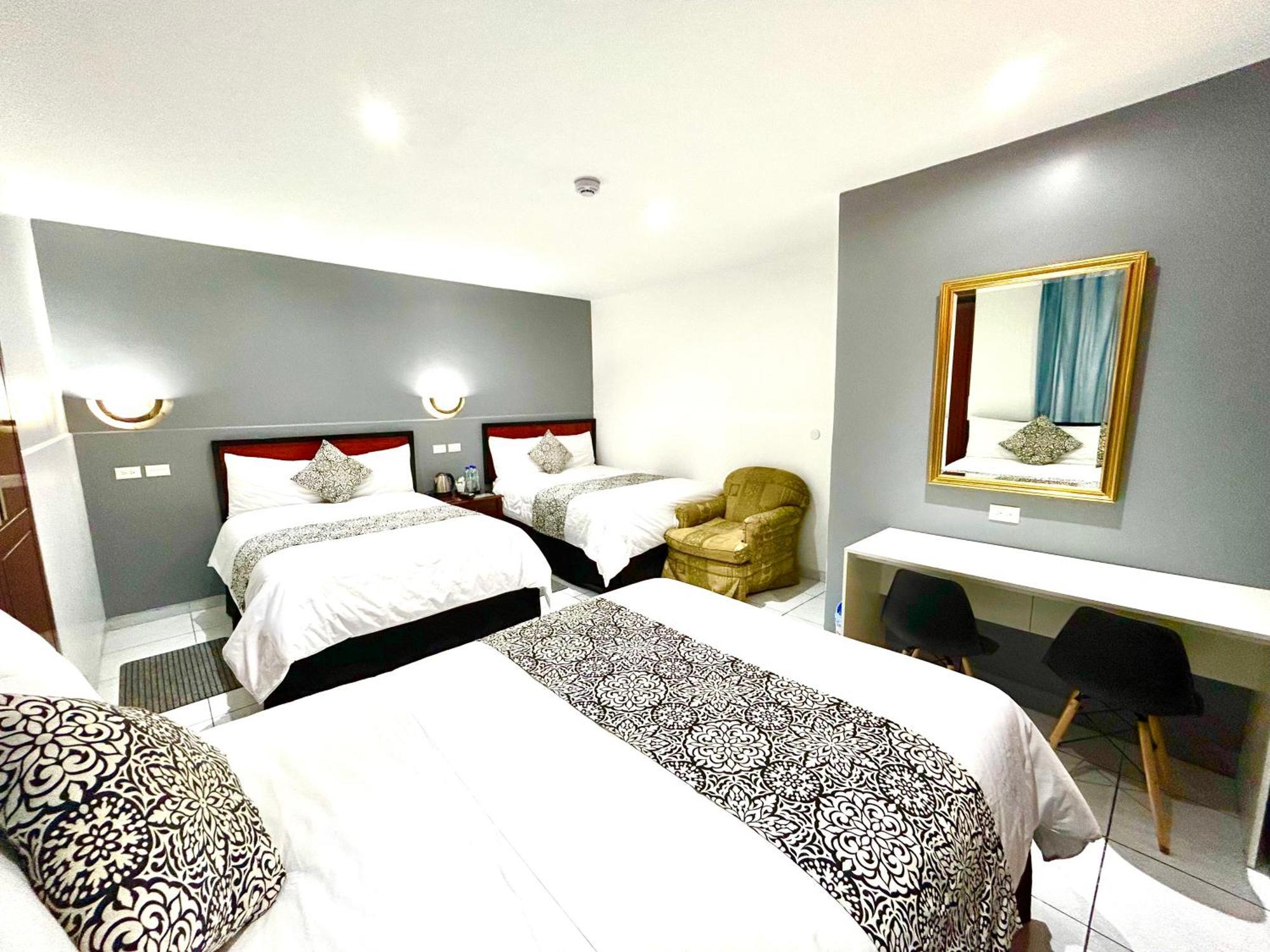 Accel Hotel La Quinta 이바라 외부 사진