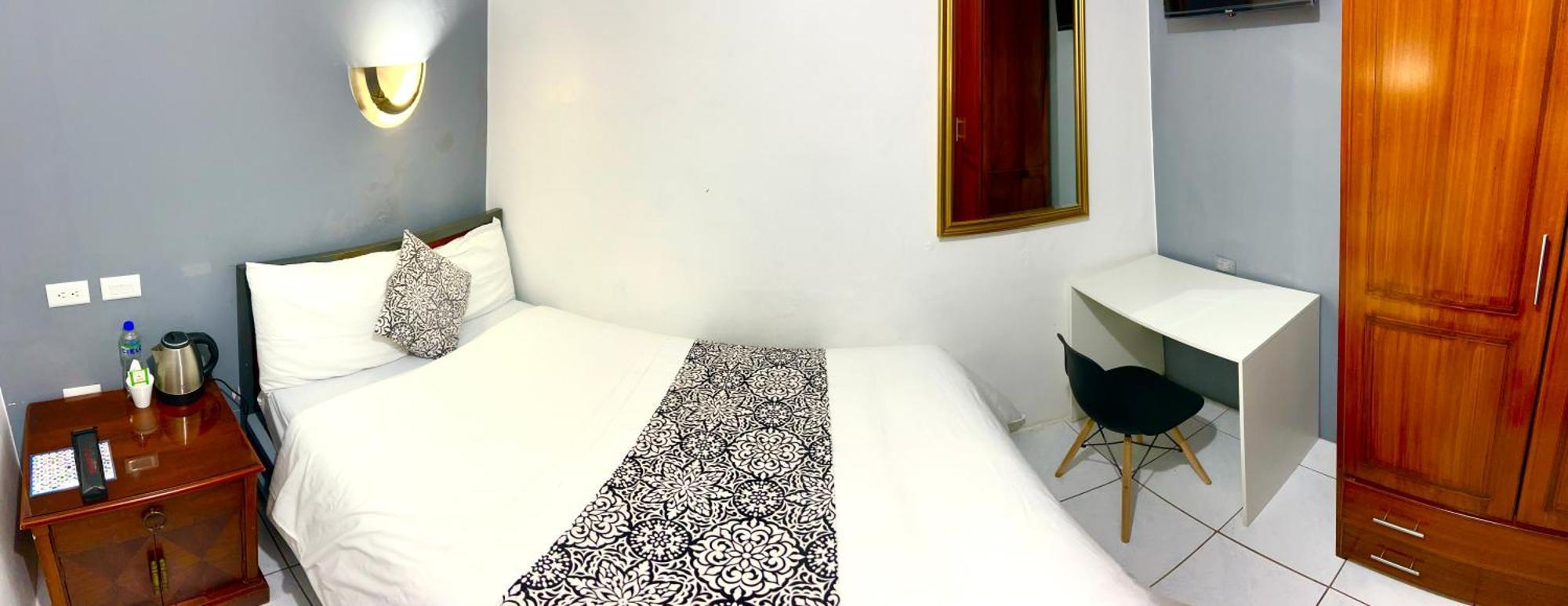 Accel Hotel La Quinta 이바라 외부 사진