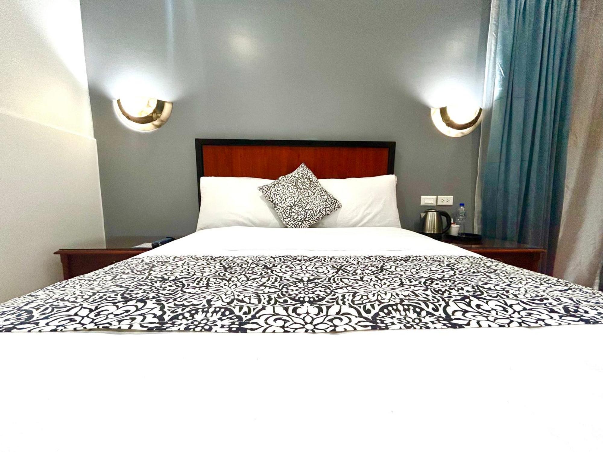 Accel Hotel La Quinta 이바라 외부 사진