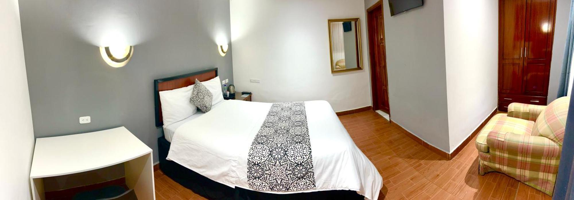 Accel Hotel La Quinta 이바라 외부 사진