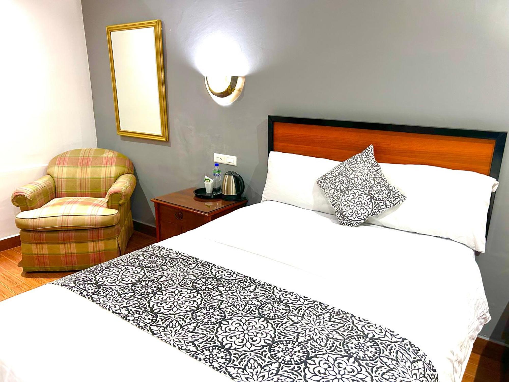 Accel Hotel La Quinta 이바라 외부 사진